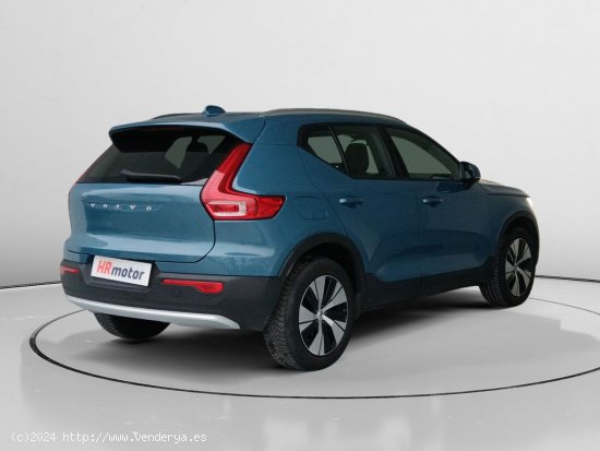 Volvo XC40 T2 Core 2WD - Fontellas