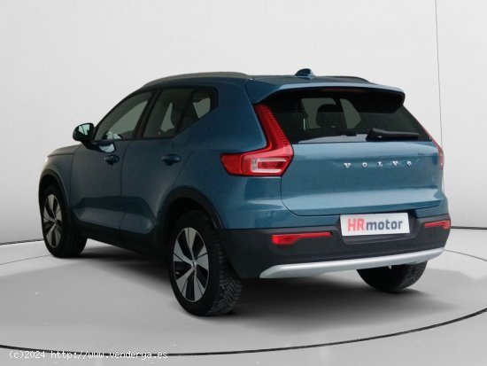 Volvo XC40 T2 Core 2WD - Fontellas