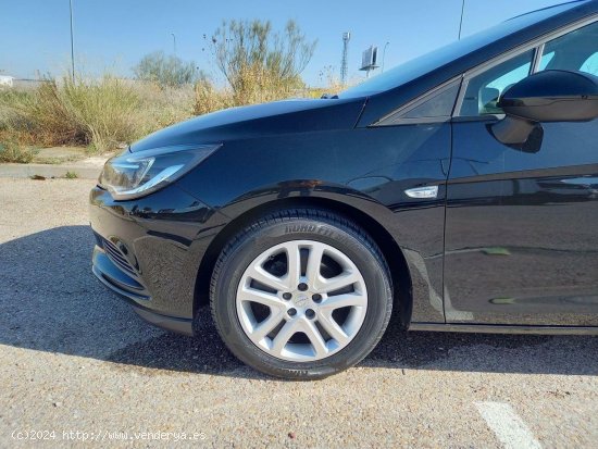 Opel Astra SPORT TOURER 1.6 CDTI ECOTECD EDITION - Alcorcon