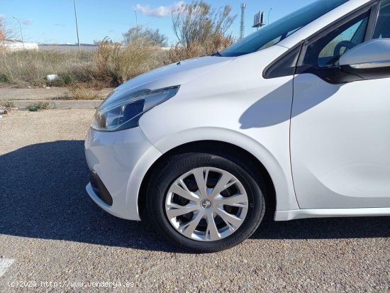 Peugeot 208 5P ACTIVE BLUE HDI 55 KW (75CV) - Leganes