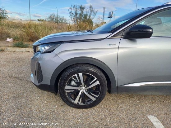 Peugeot 3008 225 E-EAT8 GT HYBRID 165 KW 5P AUTO - LEGANES