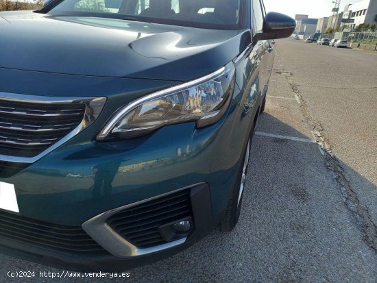 Peugeot 5008 Active 1.5L BlueHDi 96kW (130CV) 7PLAZAS - Leganes