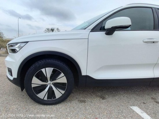 Volvo XC40 BUSINESS PLUS 2WD 2.0 D3 150CV MT6 E6DT - LEGANES