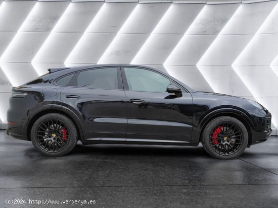 Porsche Cayenne Coupé GTS - Marbella