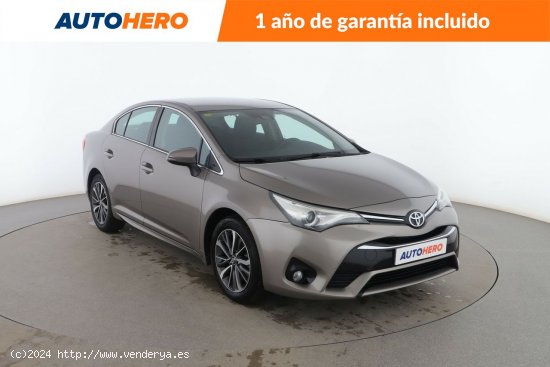 Toyota Avensis 2.0 D-4D Advance - 