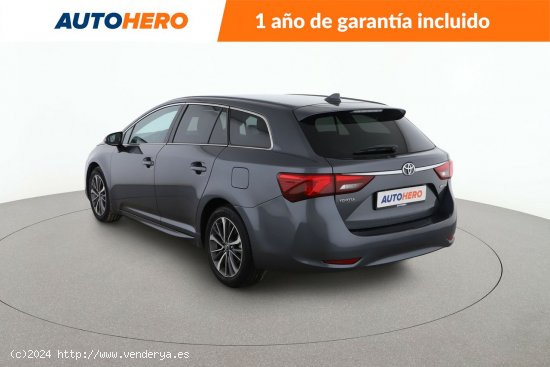 Toyota Avensis 2.0 D-4D Advance - 