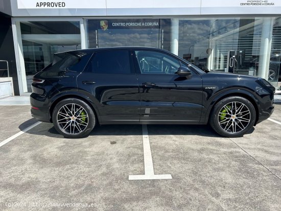 Porsche Cayenne E-HYB - Perillo