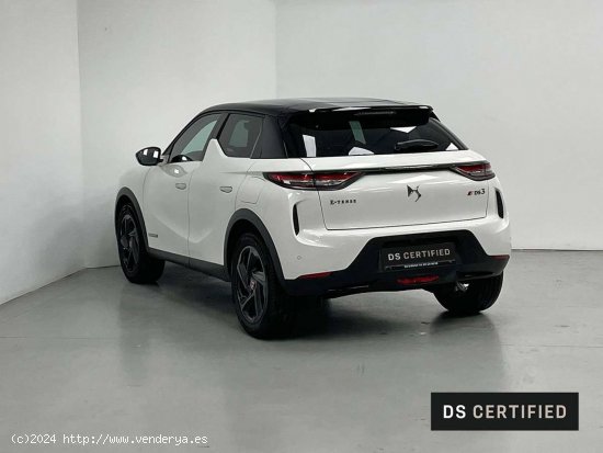 DS Automobiles DS 3 Crossback  50 kW/h  Auto PERFORMANCE LINE+ - Girona