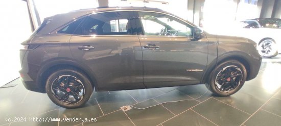 DS Automobiles DS 7 Crossback  1.6 E-Tense 300 PERF. LINE + Auto 4WD Performance Line + - Sevilla