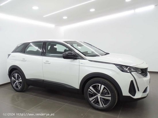 Peugeot 3008  225 e-EAT8 Active Pack - València