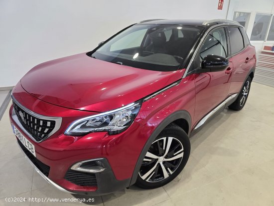 Peugeot 3008 130 S&S 6 Vel. MAN. ?6.3 ( . ) - BADAJOZ