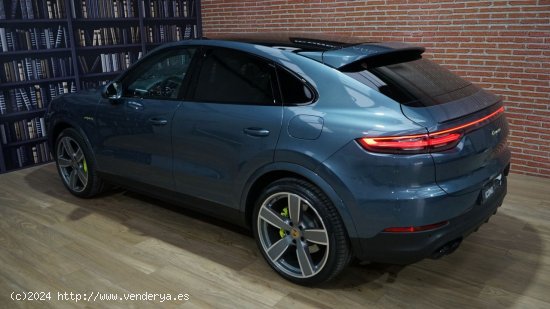 Porsche Cayenne Coupé E-Hybrid - MURCIA