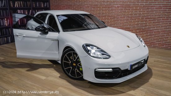 Porsche Panamera 4 E-Hybrid - MURCIA