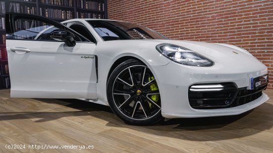 Porsche Panamera 4 E-Hybrid - MURCIA