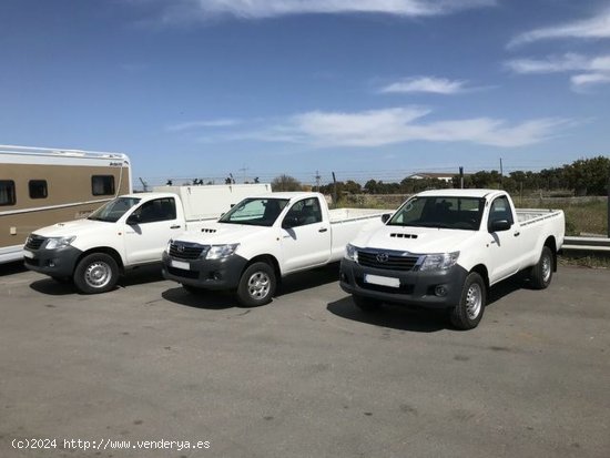 Toyota Hilux Hilux 2.5D-4D Cabina Sencilla GX - VILLANUEVA DE CORDOBA