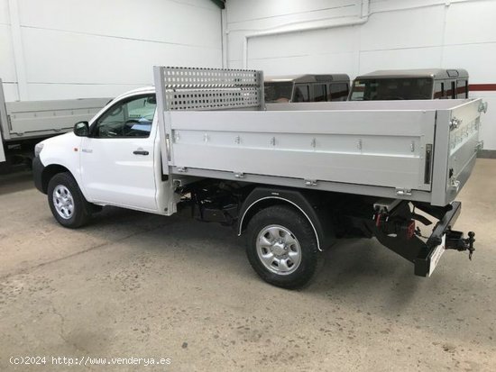 Toyota Hilux Hilux 2.5D-4D Cabina Sencilla GX - VILLANUEVA DE CORDOBA