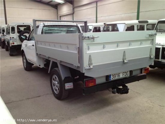 Toyota Hilux Hilux 2.5 D-4D Cabina Sencilla GX - VILLANUEVA DE CORDOBA