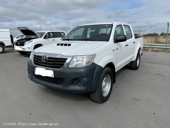 Toyota Hilux Hilux 2.5D-4D Cabina Doble GX - VILLANUEVA DE CORDOBA