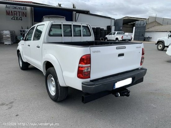 Toyota Hilux Hilux 2.5D-4D Cabina Doble GX - VILLANUEVA DE CORDOBA