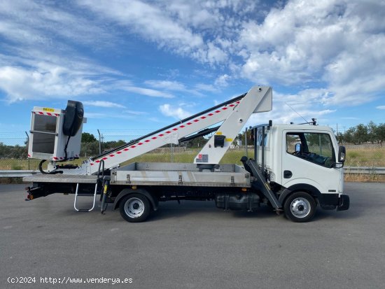 Nissan NT400 Cabstar 35.123 Comfort Cabina Abatible Larga - VILLANUEVA DE CORDOBA