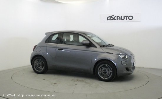 Fiat 500 E 3+1 ICON 320KM 87KW - Móstoles