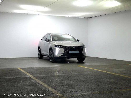 DS Automobiles DS 7 Crossback  E-TENSE 4x4 300 ESPRIT DE VOYAGE - Granda