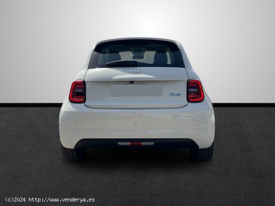 Fiat 500 e Monotrim 118CV 320Km - Sevilla