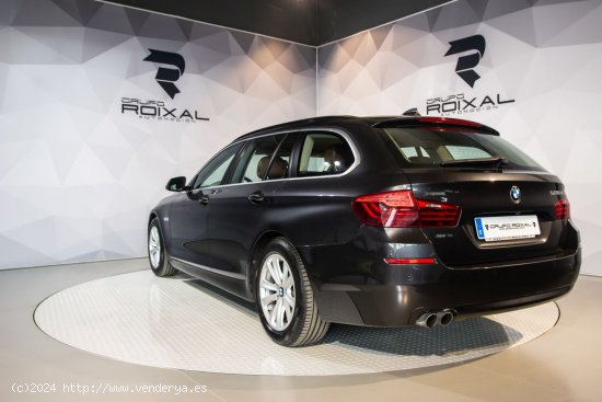 BMW Serie 5 Touring 520d XDRIVE IMPECABLE ESTADO - Lugo