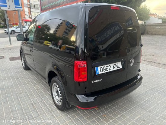 Volkswagen Caddy Furgón 2.0 TDI 102CV - Viladecans