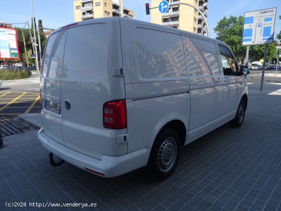 Volkswagen Transporter 2.0 TDI 102CV - Viladecans