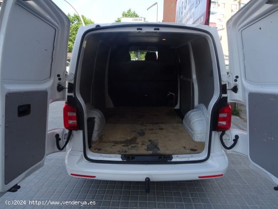 Volkswagen Transporter 2.0 TDI 102CV - Viladecans