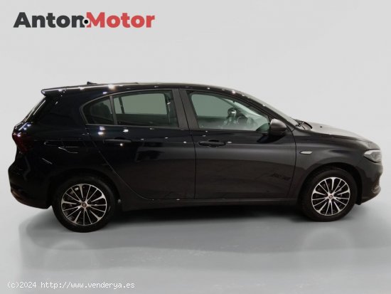 Fiat Tipo HB Diesel 1.6 97kW (130CV) manual - VITORIA