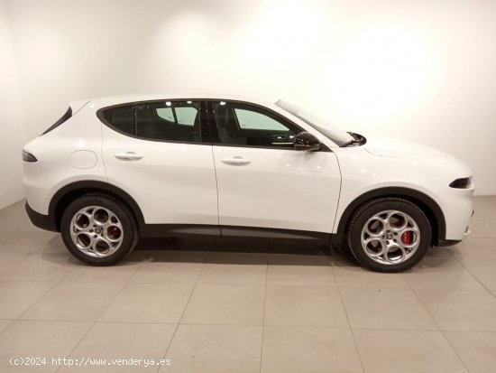 Alfa Romeo Tonale 1.6 DS 130 CV SPRINT FWD - Álava