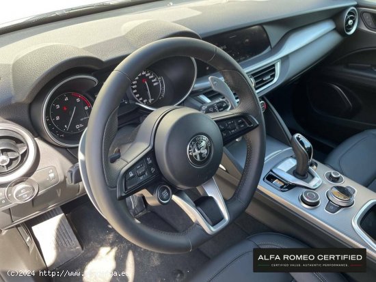 Alfa Romeo Stelvio  2.2 Diesel 118kW (160CV)  RWD Sprint - Sevilla