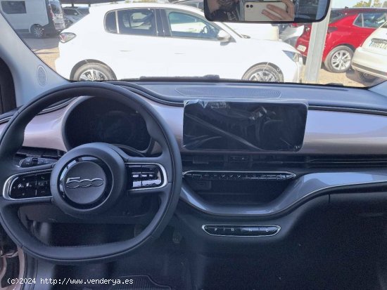 Fiat 500   3+1 320km 85kW (118CV) Monotrim - Sevilla