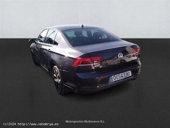 Volkswagen Passat Executive 2.0 TDI 110kW (150CV) DSG - Barcelona