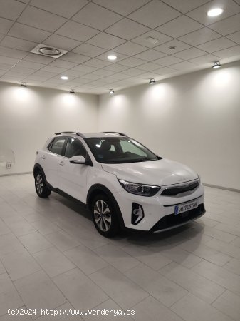  Kia Stonic 1.0 T-GDi 74kW (100CV) MHEV iMT Drive - Lleida 