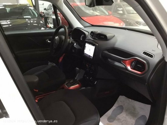 Jeep Renegade 1.3 PHEV 240cv AT AWD Trailhawk - Albacete