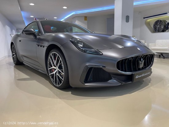 Maserati GranTurismo Trofeo V6 550CV AWD - Majadahonda