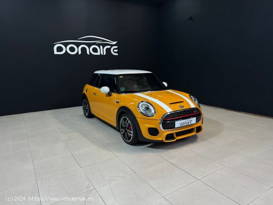  MINI MINI JOHN COOPER WORKS - Sada 