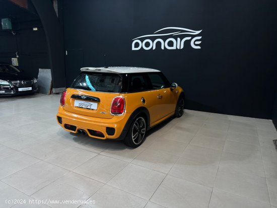 MINI MINI JOHN COOPER WORKS - Sada