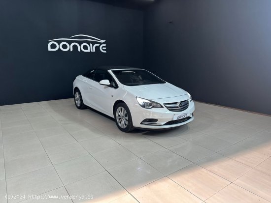 Opel Cabrio 1.4 T S/S Excellence - Sada