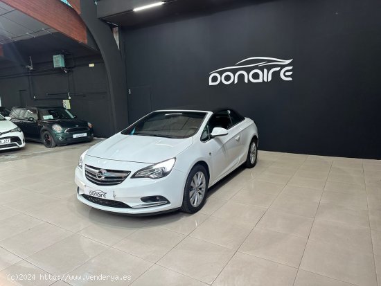 Opel Cabrio 1.4 T S/S Excellence - Sada