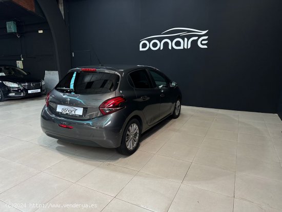 Peugeot 208 5P STYLE 1.2L PureTech 60KW (82CV) - Sada