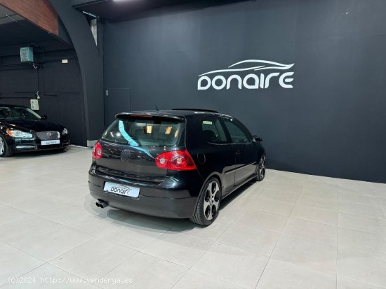 Volkswagen Golf 2.0 T FSI GTI DSG - Sada