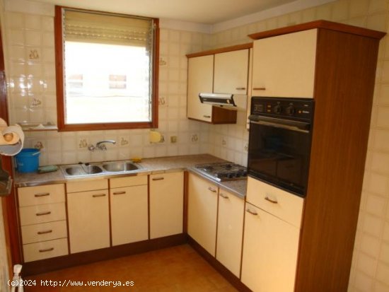 Unifamiliar adosada en venta  en Tàrrega - Lleida