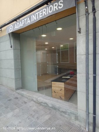 Local comercial en venta  en Manlleu - Barcelona