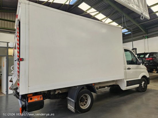 Volkswagen Crafter TDI 122CV CAJA CERRADA - QUART DE POBLET