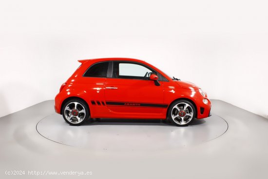 Abarth 500 1.4 TURBO T-JET 595 107KW 3P - 