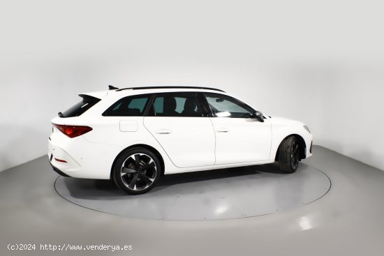 Cupra León fam. 1.5 ETSI 110KW DSG SP 5P - Barcelona